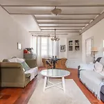 Bed & Breakfast La Maison Haute 4*