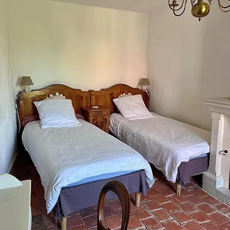 La Maison Haute Bed and Breakfast Tigné