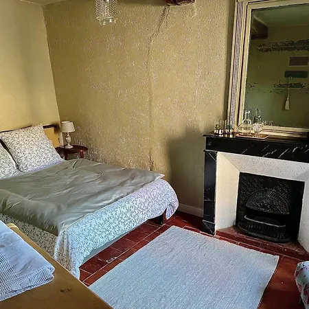 La Maison Haute Bed & Breakfast 4*