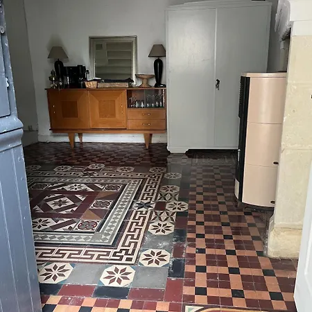 La Maison Haute