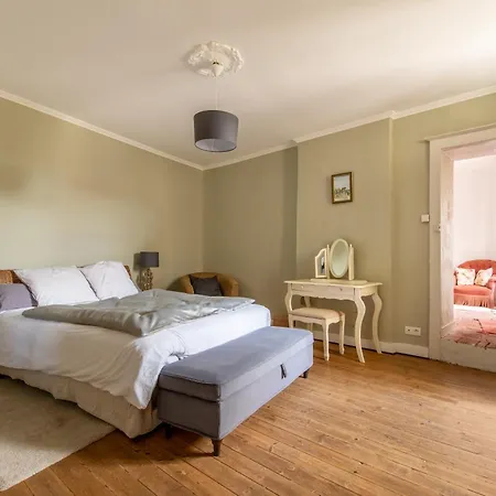 Bed & Breakfast La Maison Haute 4*