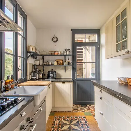 La Maison Haute Tigné