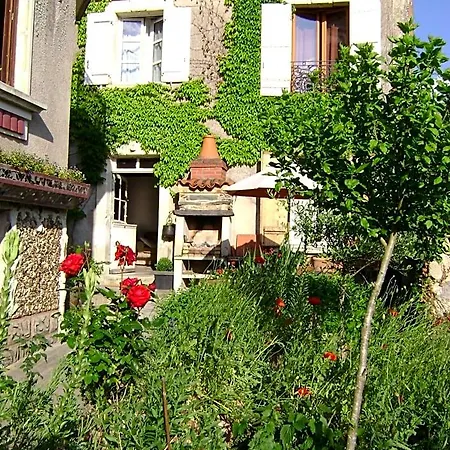 La Maison Haute Bed & Breakfast 4*