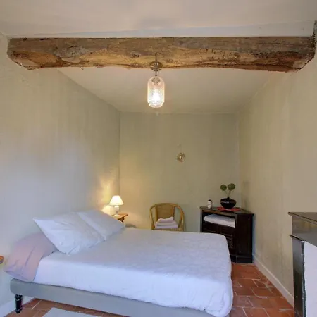 Bed and Breakfast La Maison Haute 4*