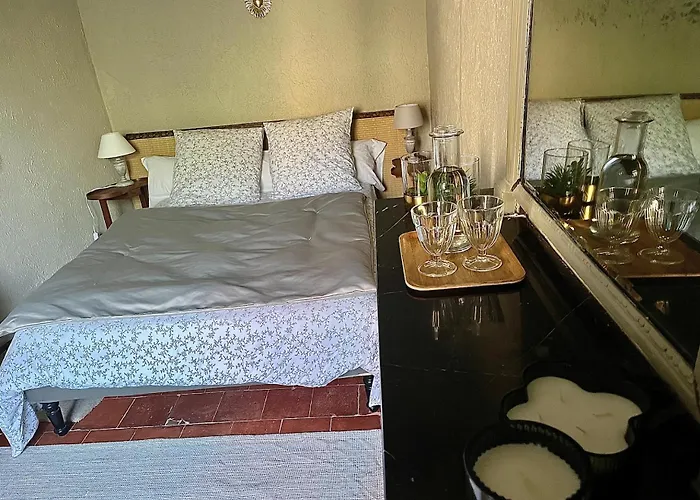 Bed & Breakfast La Maison Haute 4*