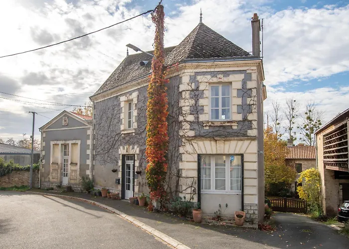 La Maison Haute Bed & Breakfast 4*