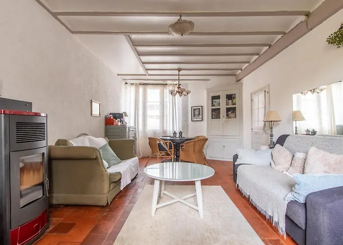 Bed & Breakfast La Maison Haute 4*